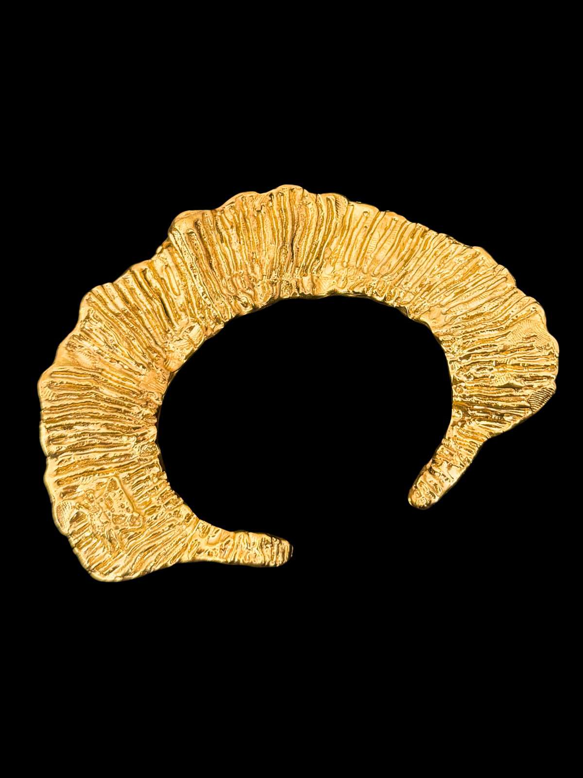 The Petite Ruffle Cuff