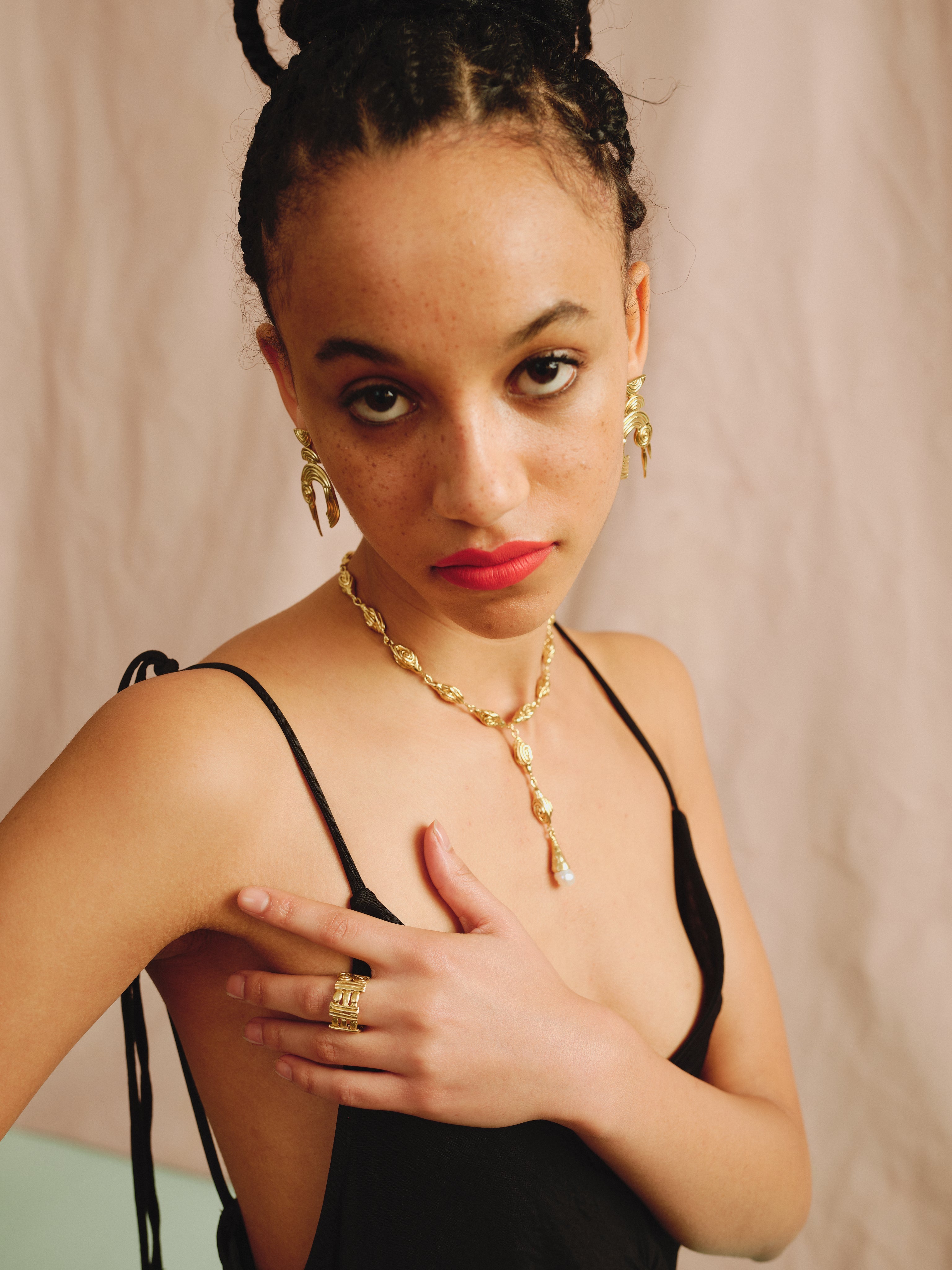 The Tangled Fantasy Choker