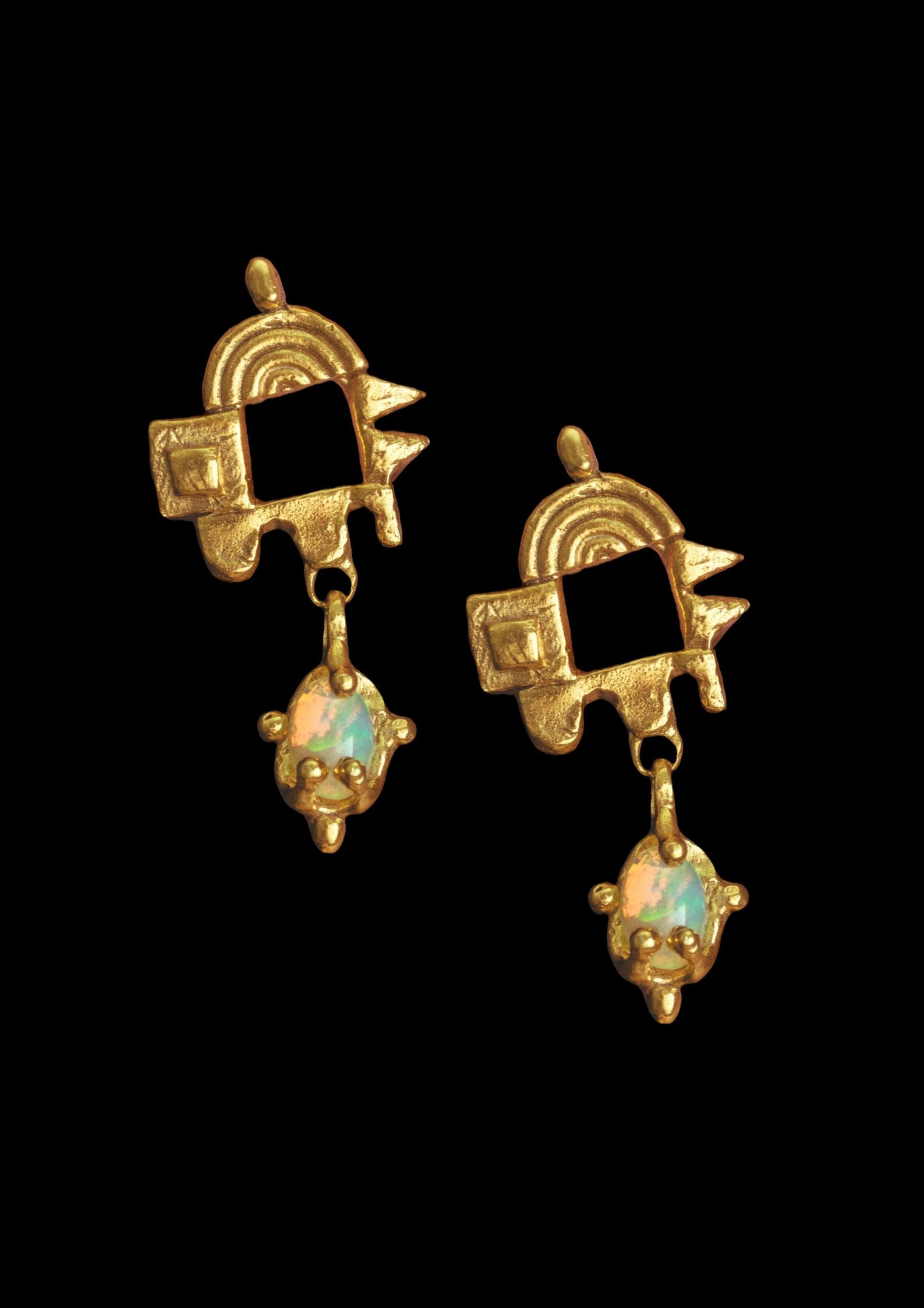 The Elephants Trick Earrings (pair)